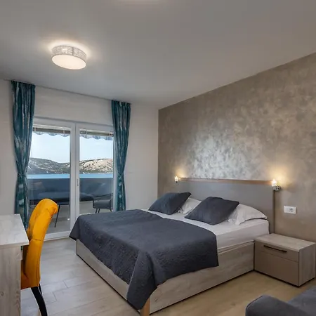 Family Resort Santa Maria - Happy Rentals Stara Novalja Exterior photo