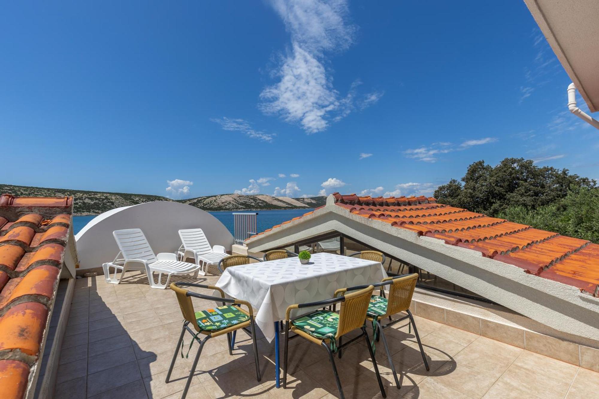 Family Santa Maria - Happy Appartement Stara Novalja